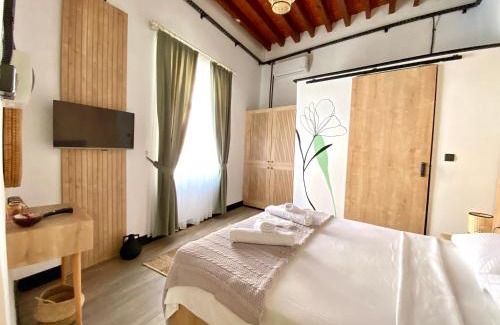 Kyrenia Hotel | The Port Of Kyrenia Hotel