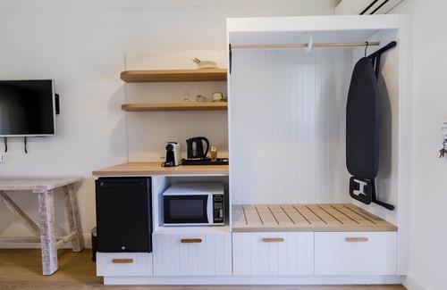 Forresters Beach Hotel | The Quarters, an Ascend Collection Hotel