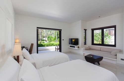Ko Racha Yai Resort | The Racha