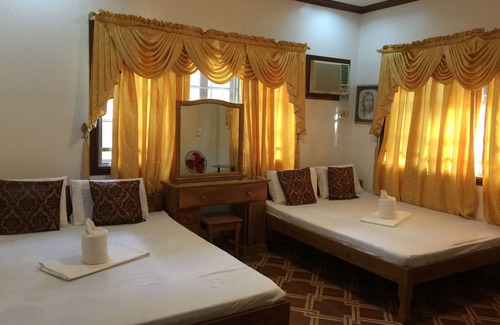 Panglao Hotel | The Red Palm Resort