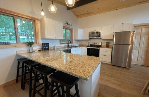 Alpine Lake Apartment | The Refuge-lake views at Alpine Lake
