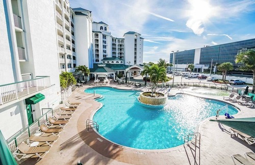 Cocoa Beach Apartment | The Resort on Cocoa Beach - VRI Gold Crown Resort