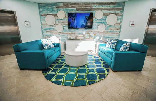 Cocoa Beach Apartment | The Resort on Cocoa Beach - VRI Gold Crown Resort