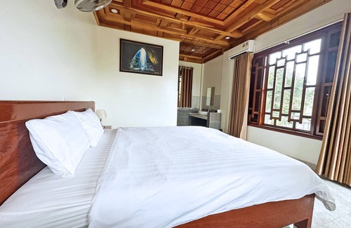 Son Trach Hotel | The Ridge Haven