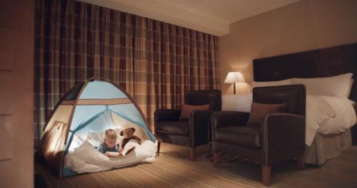 Truckee Hotel | The Ritz-Carlton, Lake Tahoe