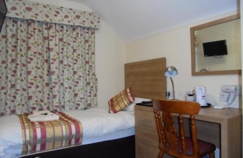 Eastoft Hotel | The River Don Tavern and Lodge