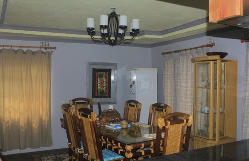 Francistown Bed & Breakfast | The Rock Travellers Home