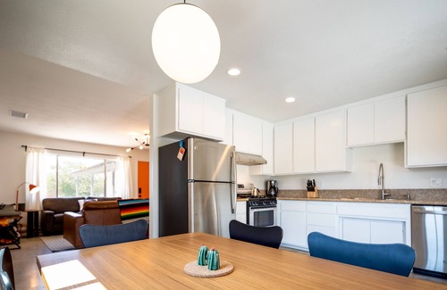 Joshua Tree House | The Rockhopper - Hot Tub, Fire Pit & Walk To Downtown Jt! 4 Bedroom Home by RedAwning