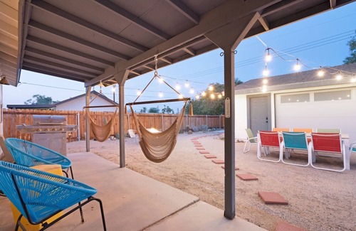 Joshua Tree House | The Rockhopper - Hot Tub, Fire Pit & Walk To Downtown Jt! 4 Bedroom Home by RedAwning