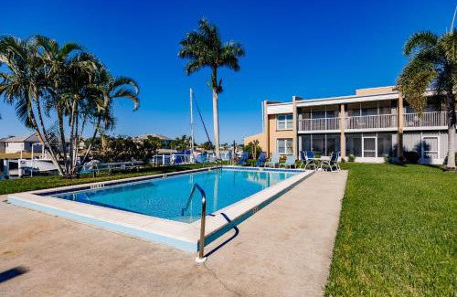 Punta Gorda Apartment | The Rookery A1