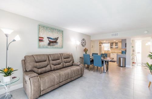 Punta Gorda Apartment | The Rookery A1