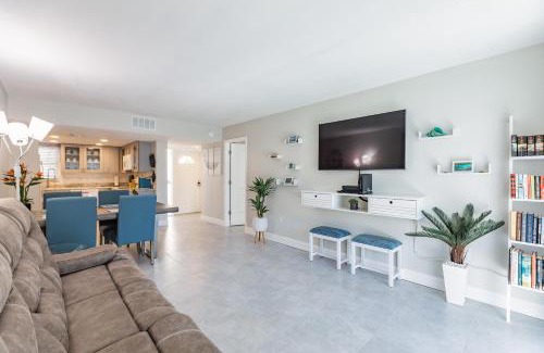 Punta Gorda Apartment | The Rookery A1