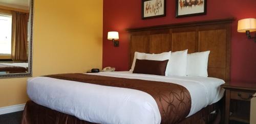 Port Angeles Hotel | The Royal Victorian Motel