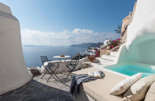 Oia Villa | The sculptor's house by Cycladica