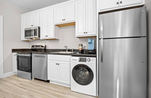 Navarre House | The Sea Turtle Inn Unit 1