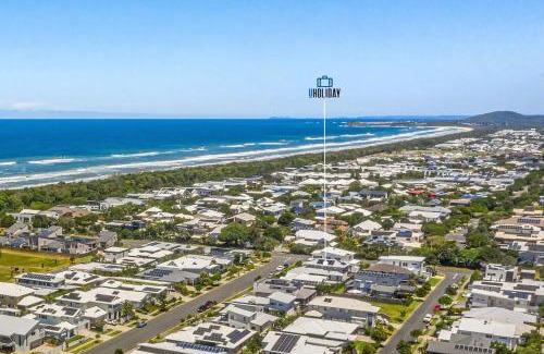 Kingscliff Apartment | The Seaside Suite - Beachside Granny Flat by uHoliday