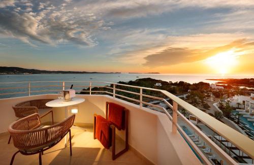 Cala Gracio Hotel | The Signature Level at TRS Ibiza Hotel - All Inclusive Adults Only - Entrance to Clubs included
