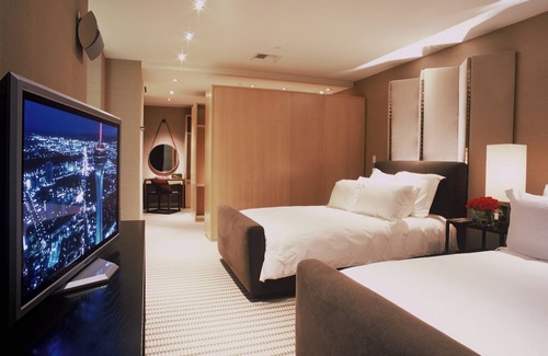 Las Vegas Strip Resort | The SKYLOFTS at MGM Grand