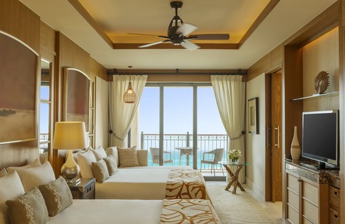 Abu Dhabi Hotel | The St. Regis Saadiyat Island Resort, Abu Dhabi