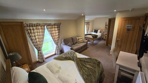 Weaverthorpe Hotel | The Star Inn, Weaverthorpe