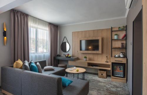 Plovdiv Center Hotel | THE STAY Boutique Hotel Central Square - Free Compliments - Free Wi-Fi - TOP LOCATION - Nearby Paid Parking