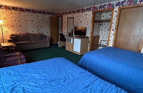 State College Hotel | The Stevens Motel