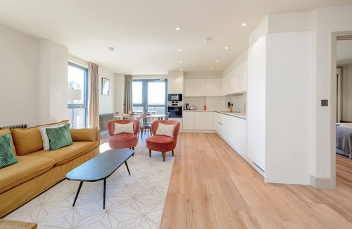 Tottenham Hale Apartment | The Stylish Nest in London