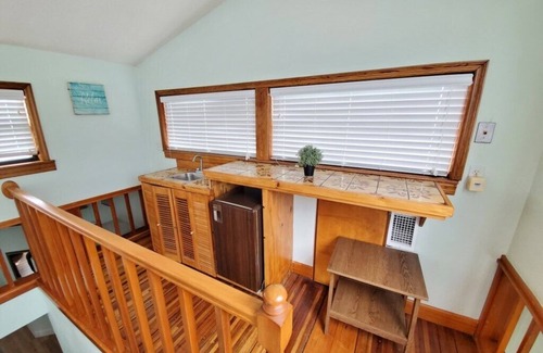 Crescent Beach House | The Summer House - Upper