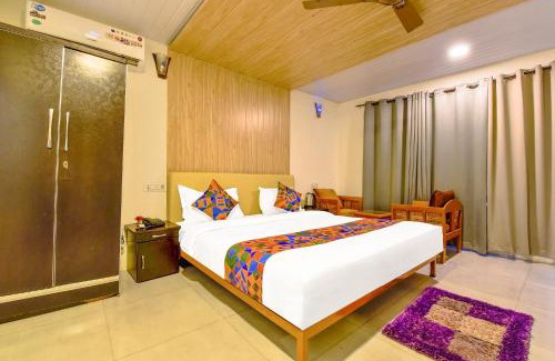 Morjim Hotel | The Sunbliss Cottages