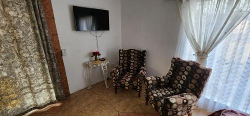 Greater Johannesburg Metropolitan Area Apartment | The Sunflower Albertskroon