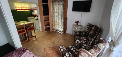 Greater Johannesburg Metropolitan Area Apartment | The Sunflower Albertskroon