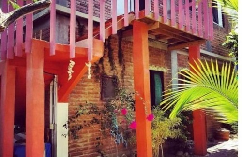 Centro House | The Sunflower House, Downtown Cabo
