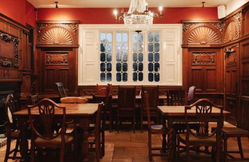 Newport Hotel | The Swan Hotel