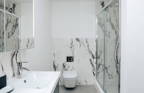Henley-on-Thames Apartment | The Swan s Nest in Henley-on-thames