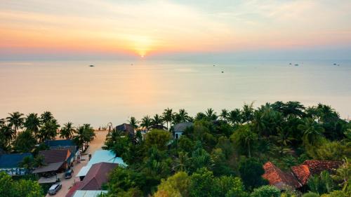 Duong Dong Hotel | The Tahiti Beach Hotel