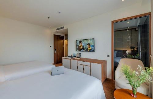 Duong Dong Hotel | The Tahiti Beach Hotel