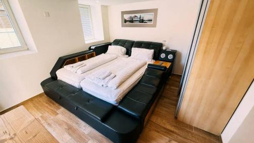 Brienz Apartment | The Timber Studio in Brienz
