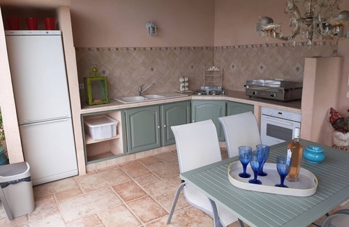 Taradeau Apartment | the tops of taradeau