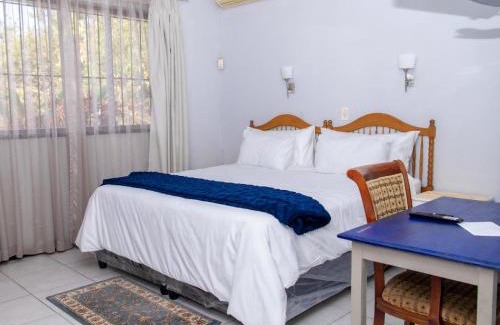 Westville Bed & Breakfast | The Tropical Hut Lodges Westville