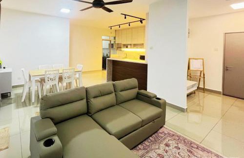Presint 15 Apartment | The Two by Nakza Stays, Tranquil Suites at Putrajaya