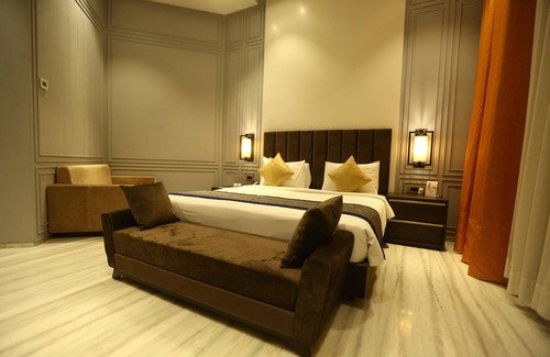 South West Hotel | The Umrao