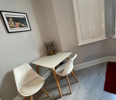 Hove Apartment | The Vault – cosy apartment in central Hove/Brighton