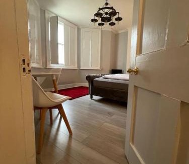Hove Apartment | The Vault – cosy apartment in central Hove/Brighton