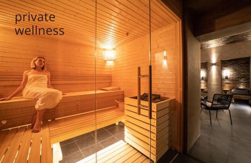 Karlin Hotel | The Viaduct - Suites & More