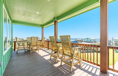 Surfside Beach House | The Views - Big Groups Welcome - Easy Beach Access