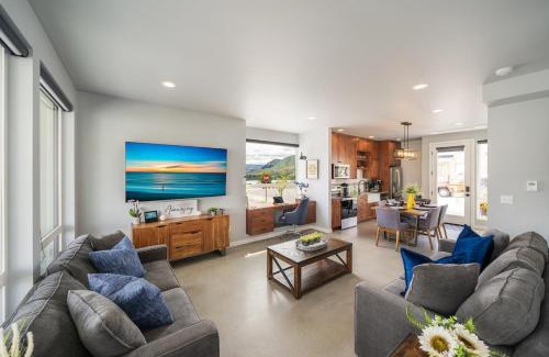 Chelan House | The Villa #305