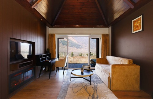 Manali Hotel | The Voyage by Kaizen, Manali