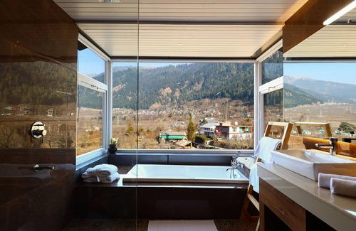 Manali Hotel | The Voyage by Kaizen, Manali