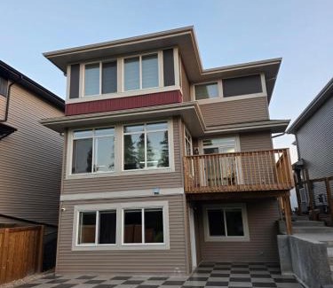 Southwest Edmonton House | The Walkout at the Ravine
