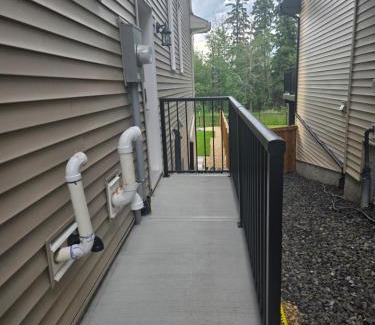 Southwest Edmonton House | The Walkout at the Ravine